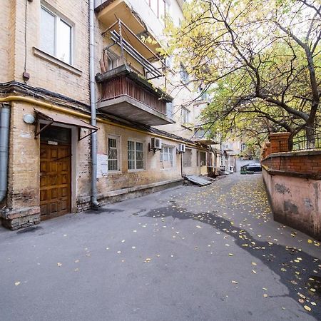 Vip 2 Bedrooms Apartment Near Arenacity Kiev Esterno foto